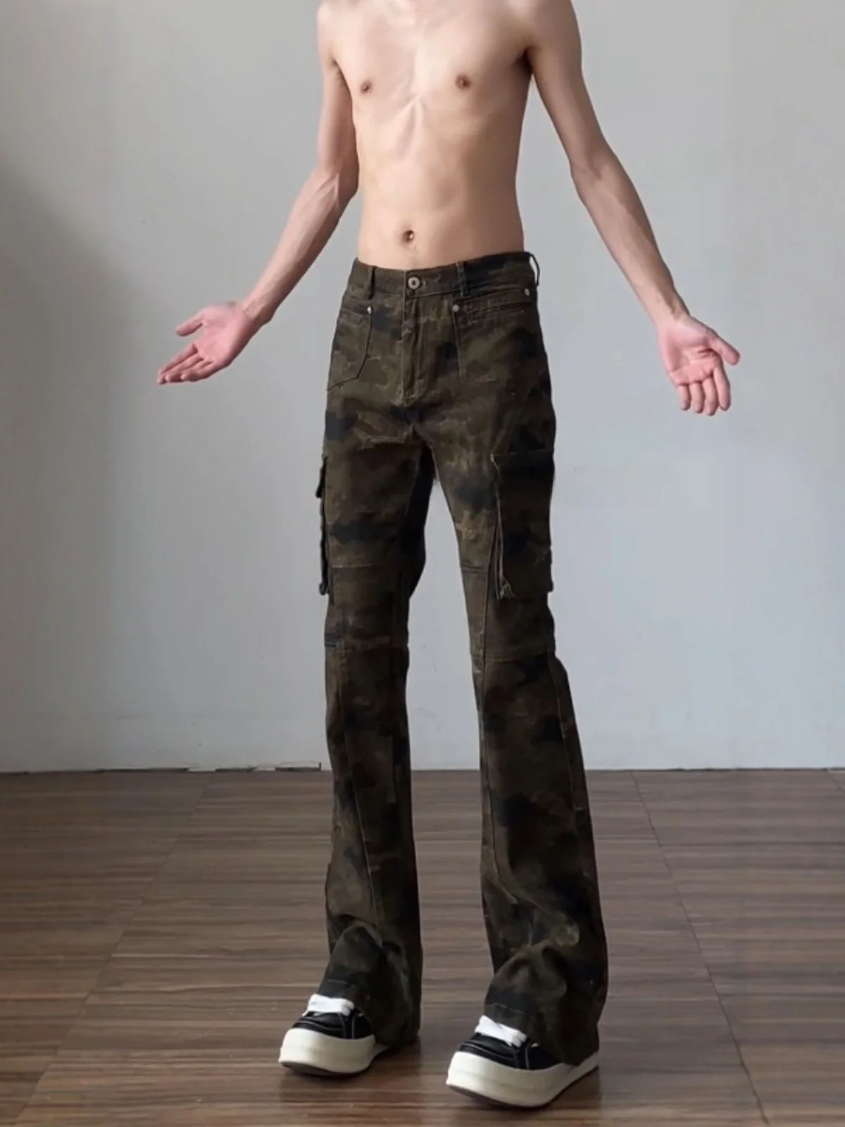 

Американские ретро камуфляжные рабочие брюки с несколькими карманами для мужчин и женщин, утягивающие прямые повседневные брюки, модная молодежная одежда