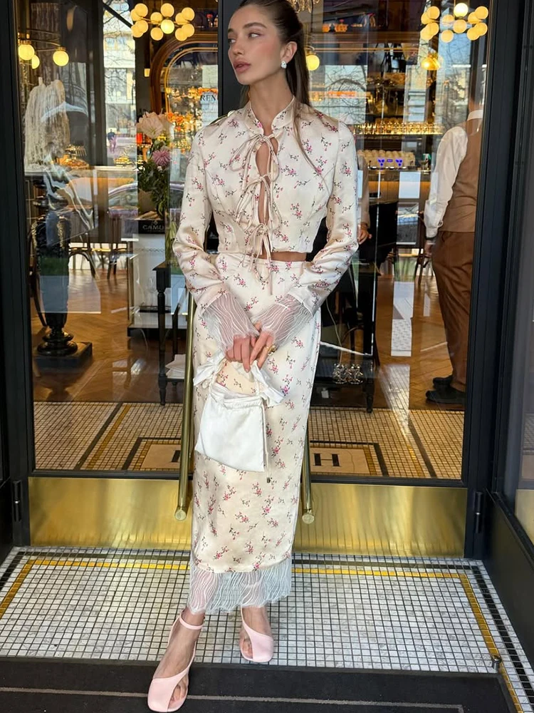 

Tuularose Elegant Print Dress 2-Piece Set Luxury Satin Lace-up Cardigan Top Lace Skirt Sets Retro Party Look Women's Dress Set
