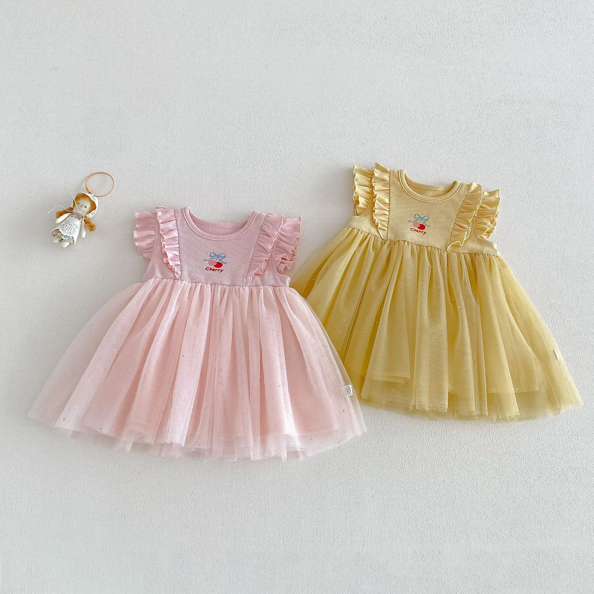 

Girls' Flying Sleeve Princess Skirt 2026 New Summer Baby Cartoon Printed Mesh Dress Children's Puff Skirt