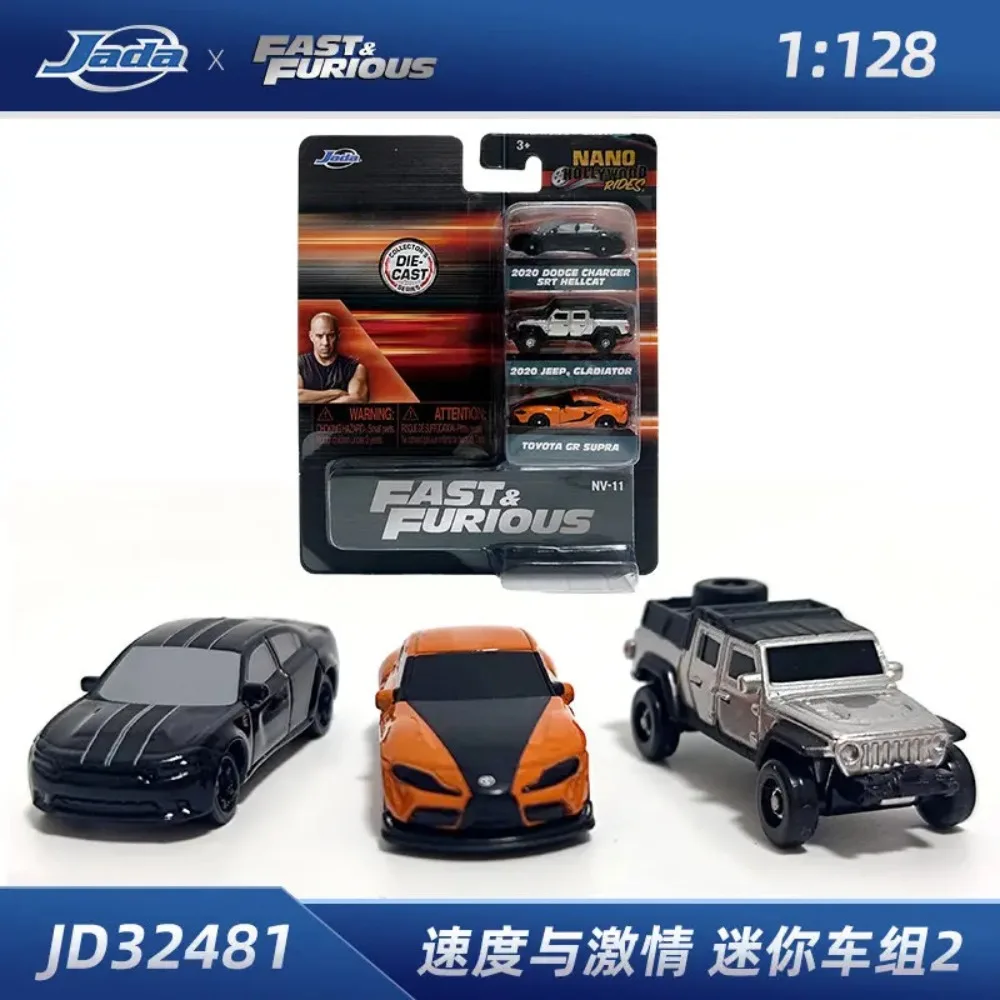 Jada Fast & Furious - Modelo de Auto a Escala 1:128, Réplica de Auto de Hollywood, Dodge Charger, Toyota GR Supra, Modelo de Vehículo en Miniatura para Colección