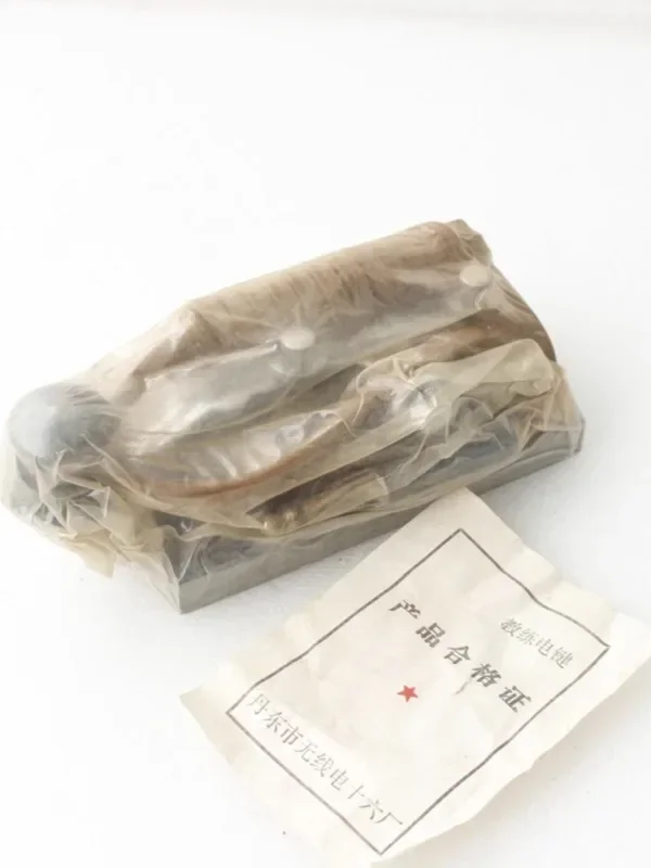 73 Years of Nostalgic Rubber, Wood and Iron Plate Coach Training Electric Key Escape Room Film and Television Prop, Telegram Key