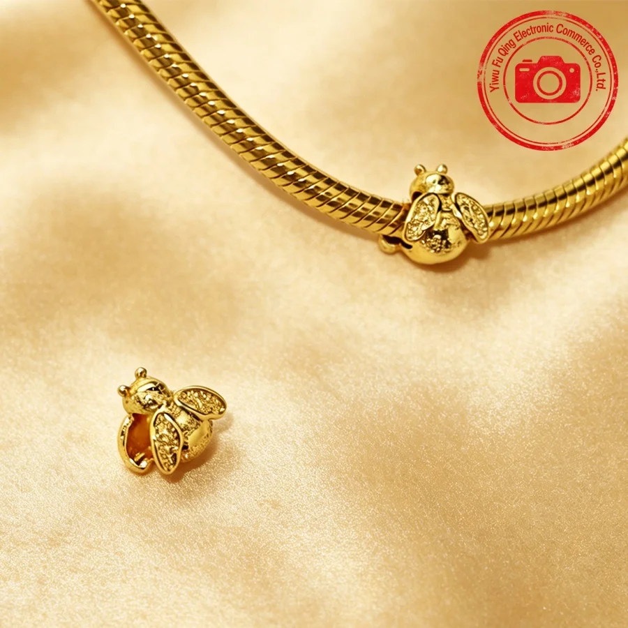 Neue goldene Tieranhänger DIY Schmuckgeschenke Glühwürmchen Biene Schmetterling Meeresschildkröte Seepferdchen Haustier Katze Löwe Perlen passend für Original-Armbänder