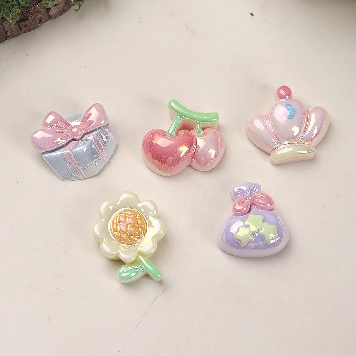 10Pcs Glitter Resin Sequins Cherry Bow Pendant Multi-use DIY Accessories for Phone Case Hair Clip Jewelry Scrapbooking Keychain