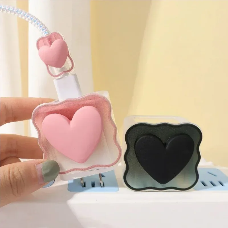 Cute Heart Shaped Charger Protector Cover for Apple 18W 20W Silicone Anti Break Scratch Proof Charger Cover Sleeve for iPhone 16