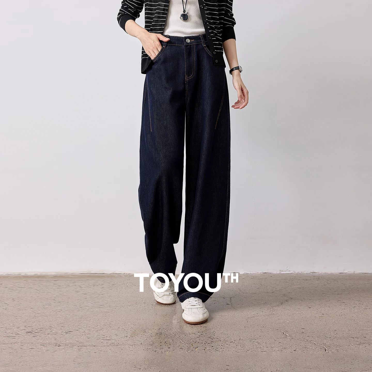 TOYOUTH Women's Medium High Waist Wide Leg Jeans 2026 Autumn New Arrival Water Wash Slimming Leg Shaping Commuter Long Pants