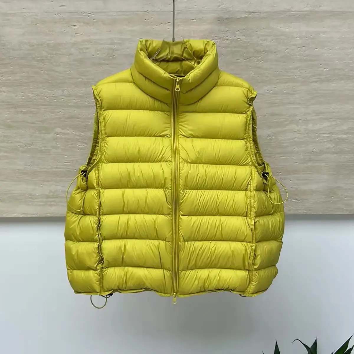 Light Warm Cotton Vest Coat Women's Parkas Autumn Winter 2027 New Thin Sleeveless Jacket Little Outdoor Waistcoat Outwear Female