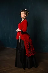 Victorian Fancy Gown Medieval Red and Black Queen Dress Vampire Gothic Velvet Outfit Civil War Southern Belle Walking Dress