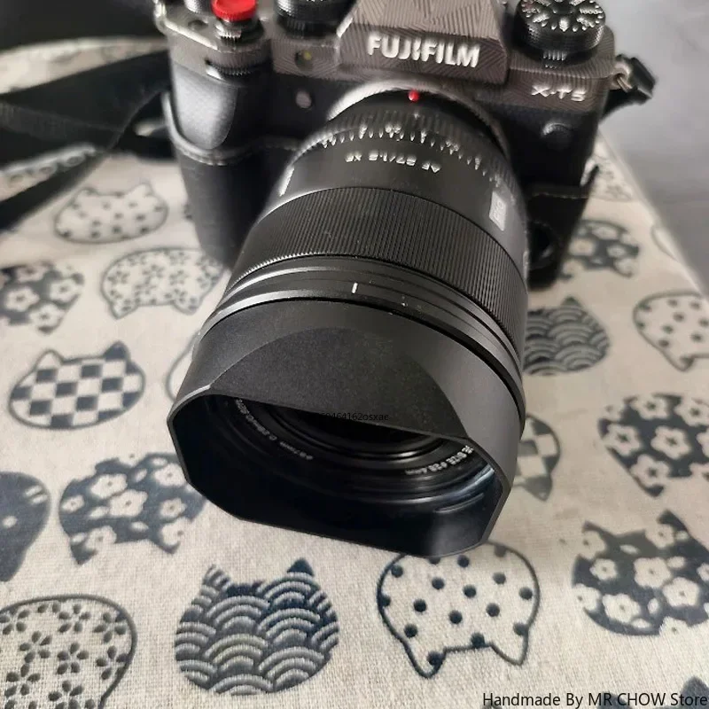 Paraluce quadrato in metallo a baionetta per Viltrox AF 75mm F1.2 Pro