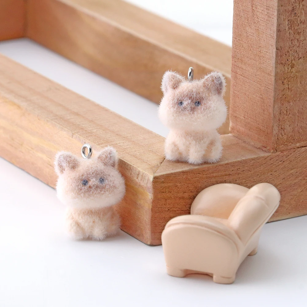 

WZNB 2pcs Cute Resin Flocking Kitten Charms Jewelry Making Mobile Phone Chain Bag Pendant