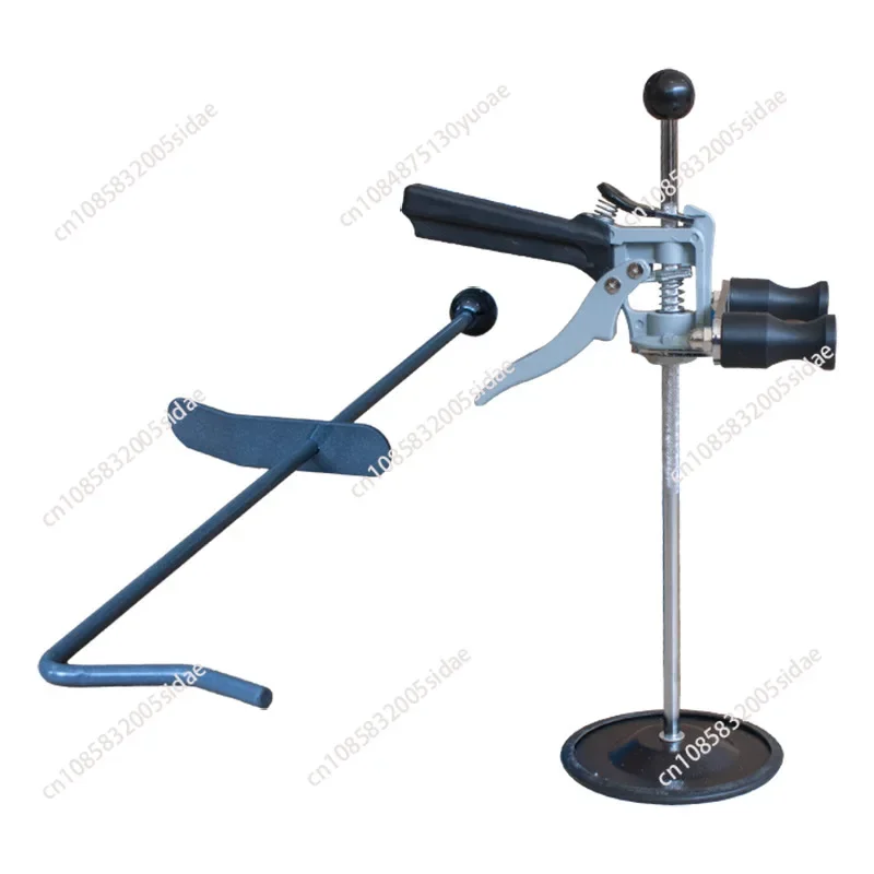 Four-wheel alignment instrument steering wheel fixer steering wheel brake universal supporting special tools