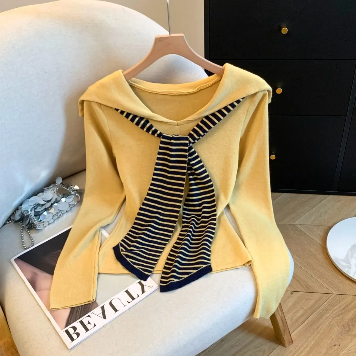 

Ele Navy V-ne Striped Long Sve T-irt Women's Spring Autumn Base Layer Top Casual Sle Regular Fit Knitted Sweater