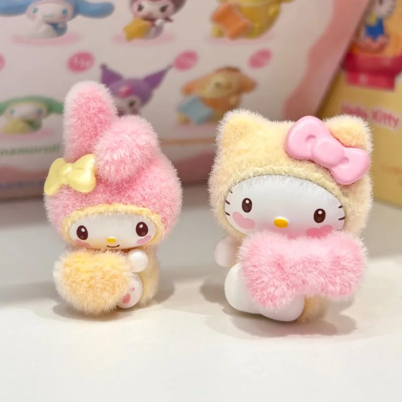 Sanrio Characters Pochacco Cinnamoroll Kuromi Little Darling Model Toy Mini Blind Box Cartoon Character Figurine Children's Toys