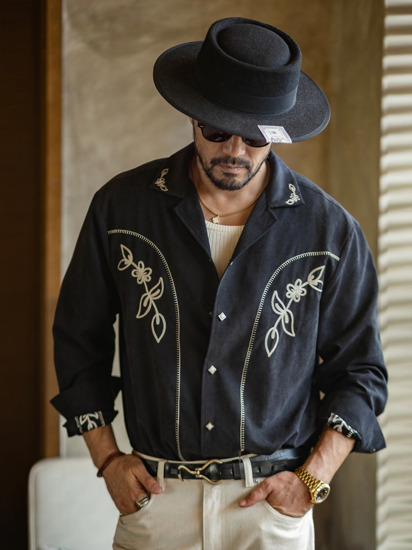 Retro Style Long Sleeve Embroidered Cuban Collar Men's Shirt Black Suede Fashionable Comfortable Breathable Casual Shirt