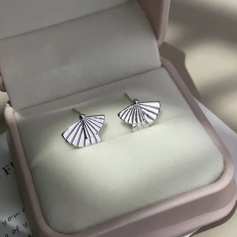 

PONYKISS Tibetan Silver Mini Irregular Fan Stud Earring for Women Trendy Tool Fashion Jewelry Minimalist Chinese Style Accessory