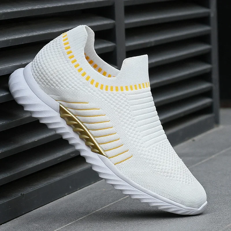 High Quality Brand Men's Fly Woven Mesh Shoes Anti Slip Outdoor Sports Leisure Shoes Men's Park Running Shoes Soft Sole