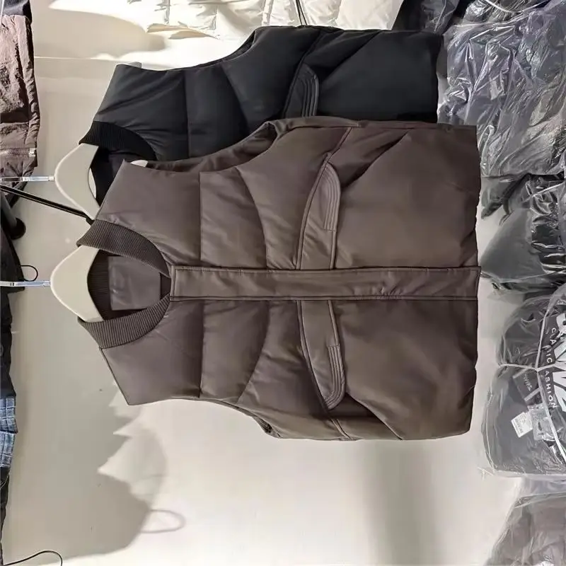 

Зимний пуховый хлопковый жилет, женская куртка 2026, новые парки с рукавами-стойкой, теплый короткий жилет, пальто, женский жилет, пальто, женские топы
