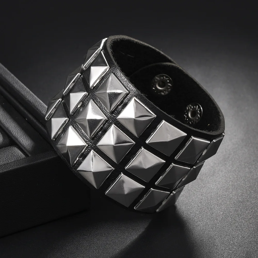 Punk Rock Studded Leather Bracelet Colorful Pyramid Rivet Wide Wristband Adjustable Gothic Biker Cuff Jewelry for Men Women Gift