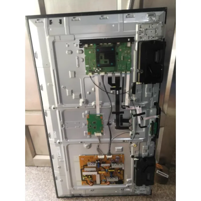 

Подходит для основной платы 55X9000H, экрана 1-006-895-11, плата питания YDAS055DND02