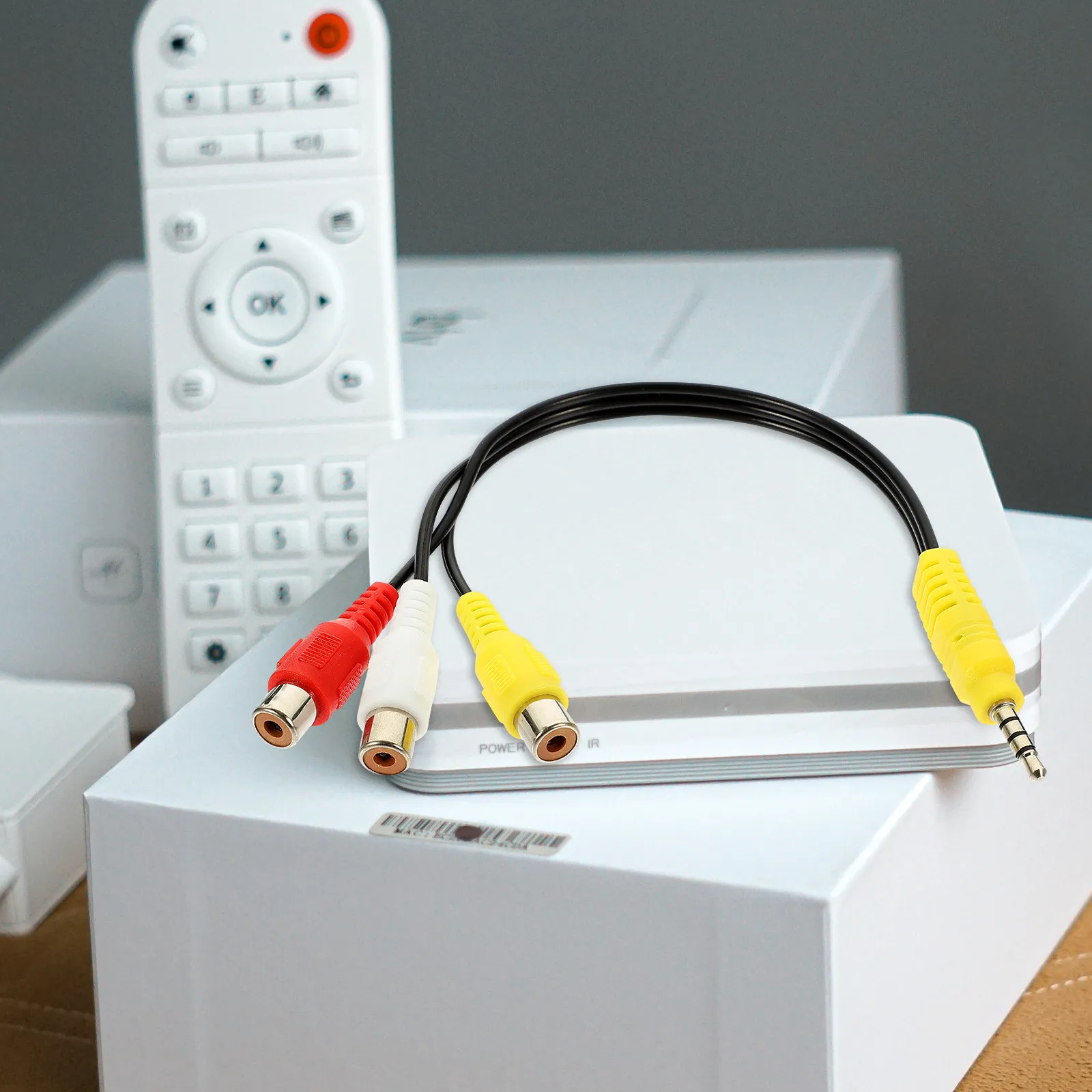 4Pcs Av Converter C…