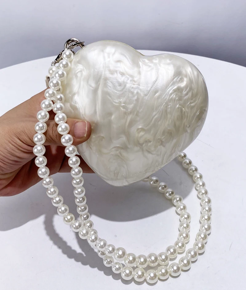 Mini Heart-Shaped Clutch Evening Bags For Women Luxury Designer Handbags And Purses 2024 Acrylic Beaded Strap Shoulder Wrist Bag