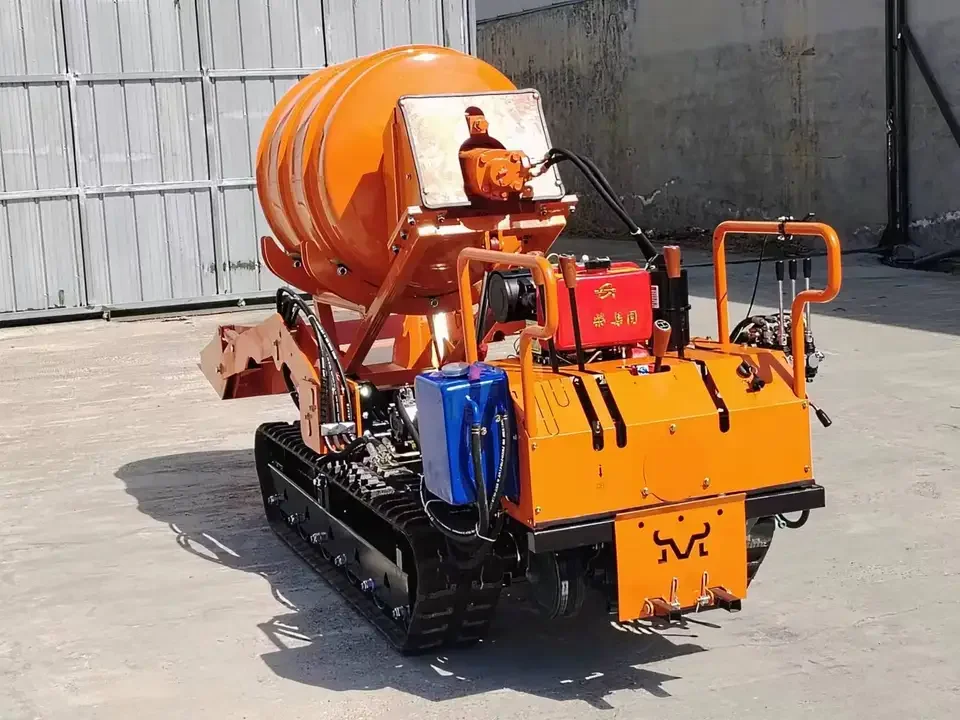 Mini Crawler Concrete Mixer Truck EU5 EPA4 1000L Diesel Engine Motor Gearbox High Efficiency Construction Equipment view 3