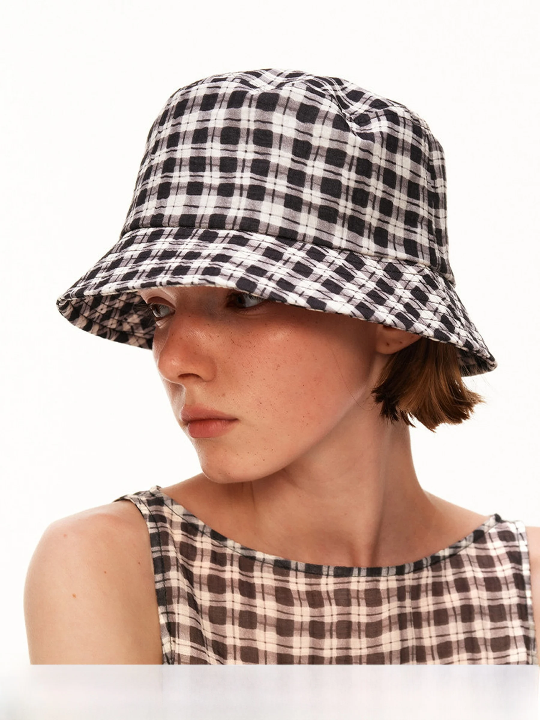 sombrero-clasico-casual-a-cuadros-proteccion-solar-sombrero-de-ala-pequena-versatil-para-viajar-marca-puki-gorra-de-verano-para-mujer