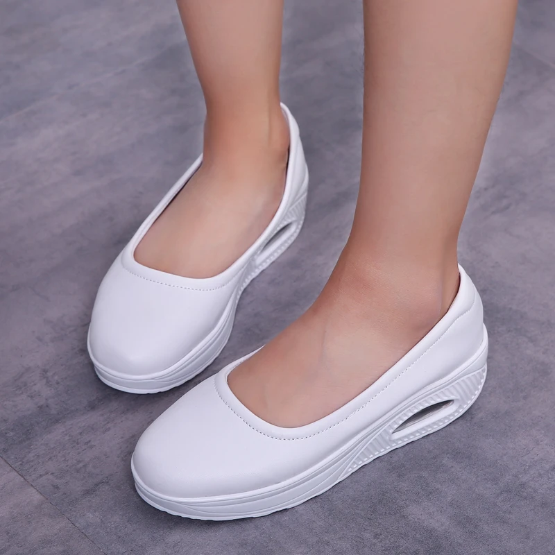 Women Nurse Flats Shoes PU Leather Slip On Moccains Ladies Round Toe White Loafers Flat Women Sneakers Autumn Size 35-42