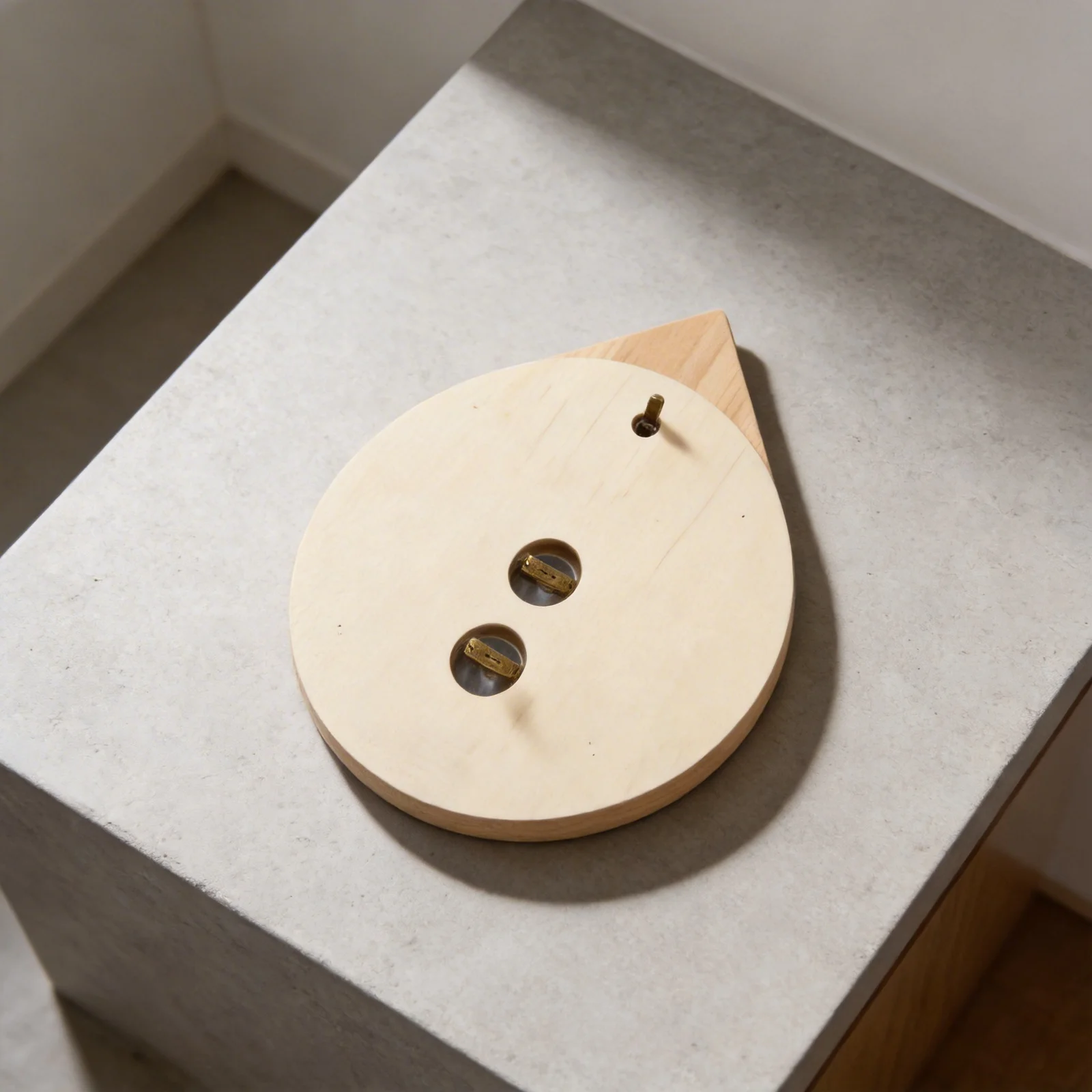 Wooden Sauna Hygrometer with Wall Mount for Monitoring Temperature and Humidity in Saunas Fitness Centers and Greenhouses