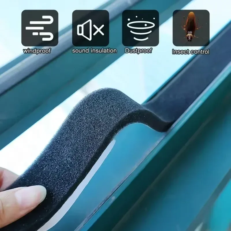 Strisce sigillanti per finestre Schiuma autoadesiva Cucitura per porte e finestre Striscia sigillante antipolvere antivento Nastro in spugna