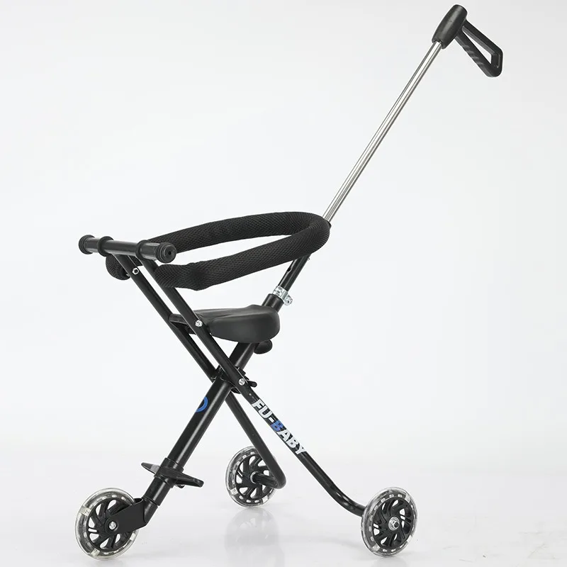 Three wheeled baby light portable simple child stroller to walk the baby