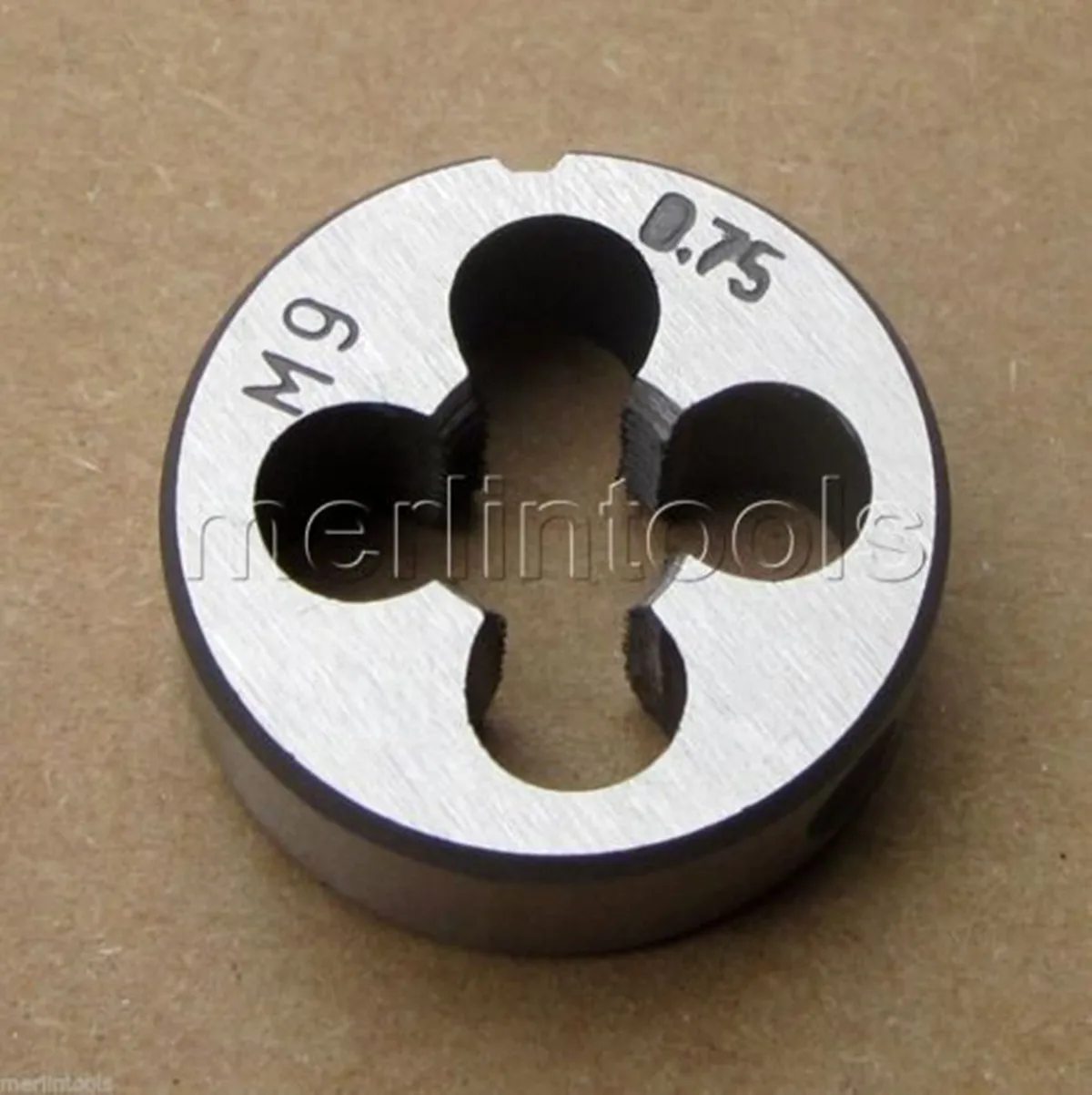 M5 M5.5 M6 M6.5 M7 M7.5 M8 M8.5 M9 M9.5 M10 M11 M12 M13 M14 M15 x 0.5 0.75 1.0 1.25 1.5MM Metric Right Hand Die Alloy Steel
