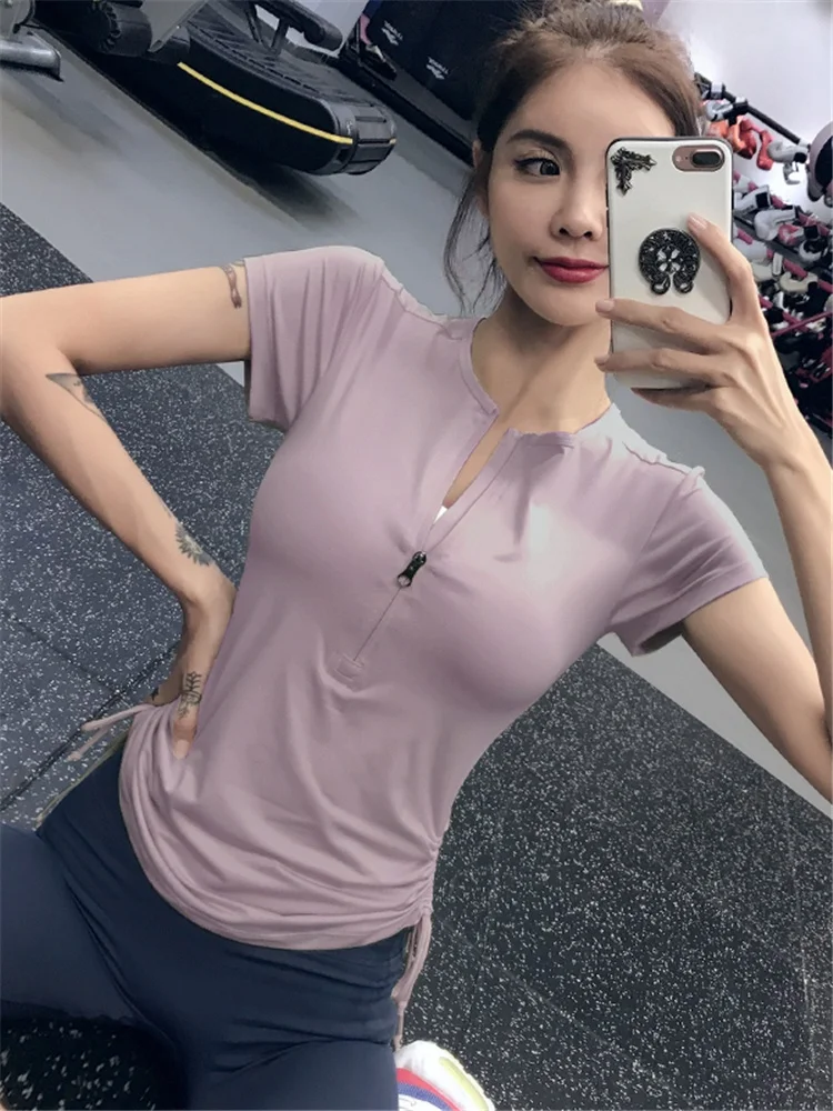 

Faionable Yoga Top ort Sve Тонкая спортивная футболка для бега Qui Dry Fitn Wear Women f Zipper Summer Commute Simple S...