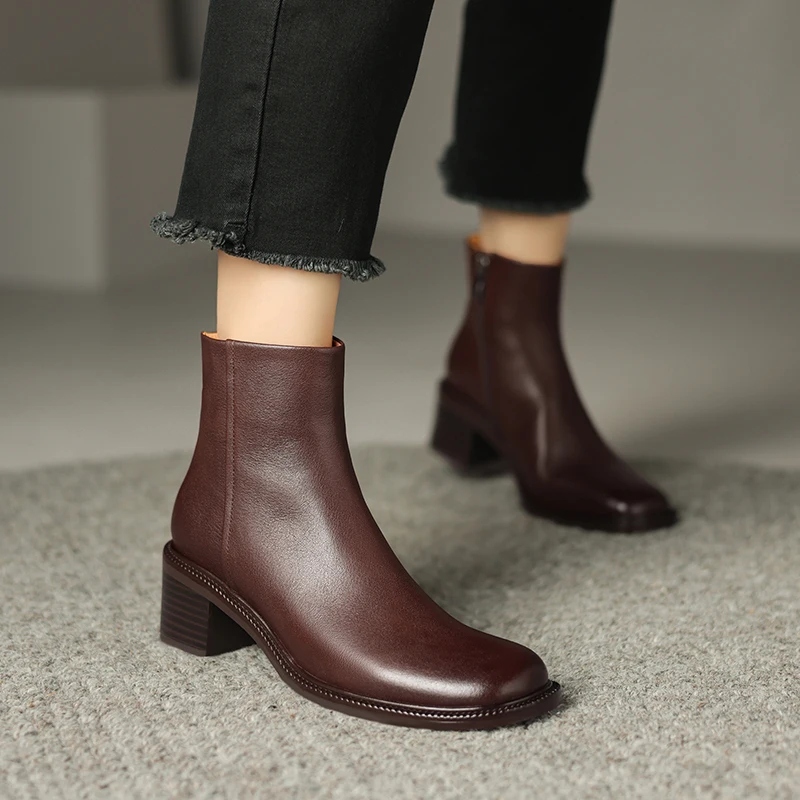 2024 New Autumn/Winter Genuine Leather Women Boots Round Toe Zipper Chunky Heels Short Boots Zapatos Mujer High Heels Western