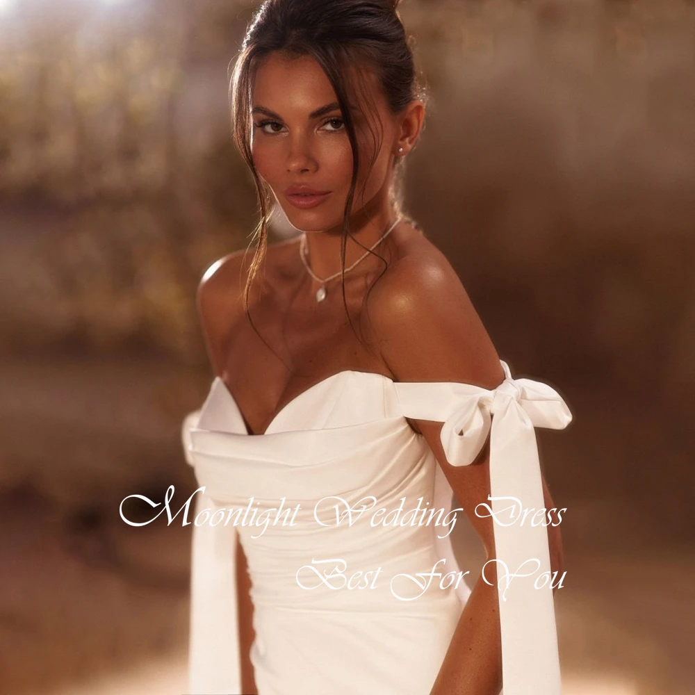 Abito da sposa moderno a sirena con scollo a cuore e pieghe 2026 con spalle scoperte e spacco alto aperto sul retro Abito da sposa Abiti da sposa personalizzati