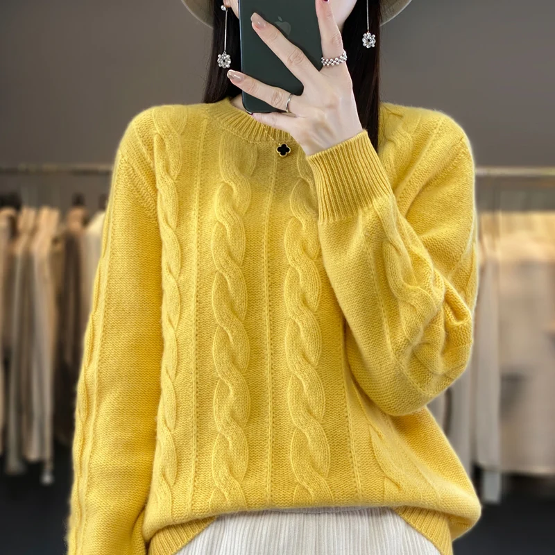 2024 pure Australian Wool Sweater Thickened Autumn Winter Women's New Style.  Solid Color Knitted Sweater With Loose Round Neck.