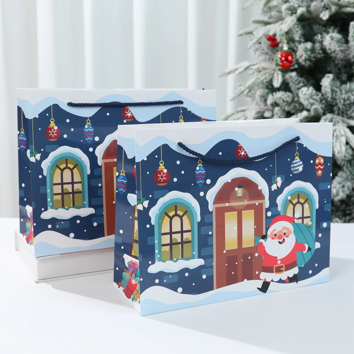 2pcs Christmas Kraft Paper Bags with Handles Santa Claus Snowman Gingerbread Man Xmas Party Favor Bags Christmas Decoration 2024