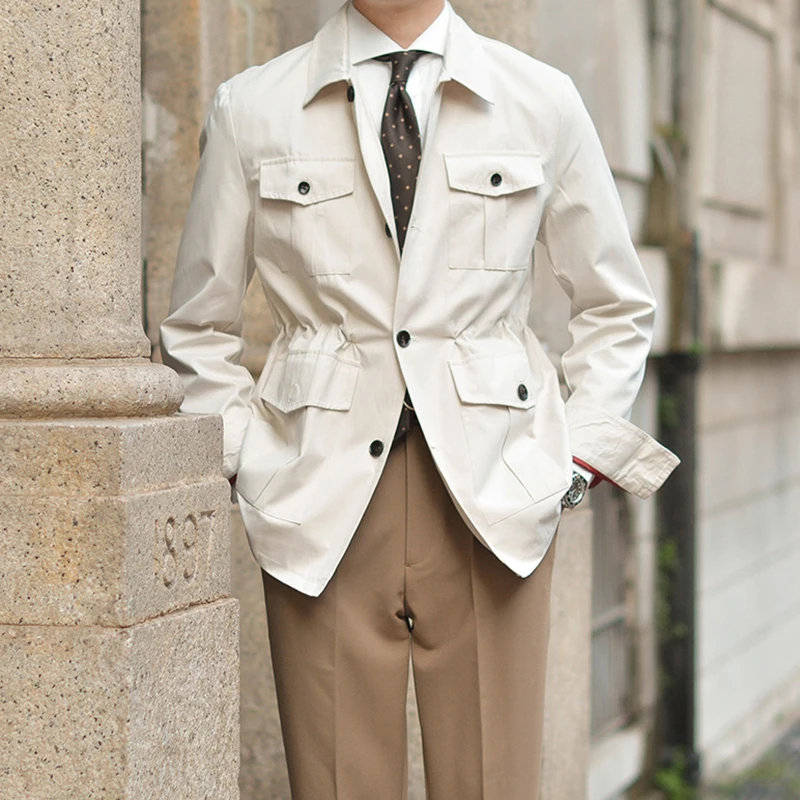 Stylová jednořadá úzká bunda pro muže 2026 Jaro Podzim Moderní jednobarevné cargo bundy s více kapsami Vintage pánské kabáty - náhled 3
