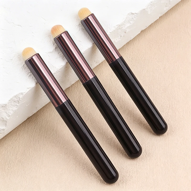 1/3pcs Mini Round Lip Concealer Brush Soft Fluffy Synthetic Bristle Lipstick Applicator Blending Makeup Tool for Lip and Eye Use
