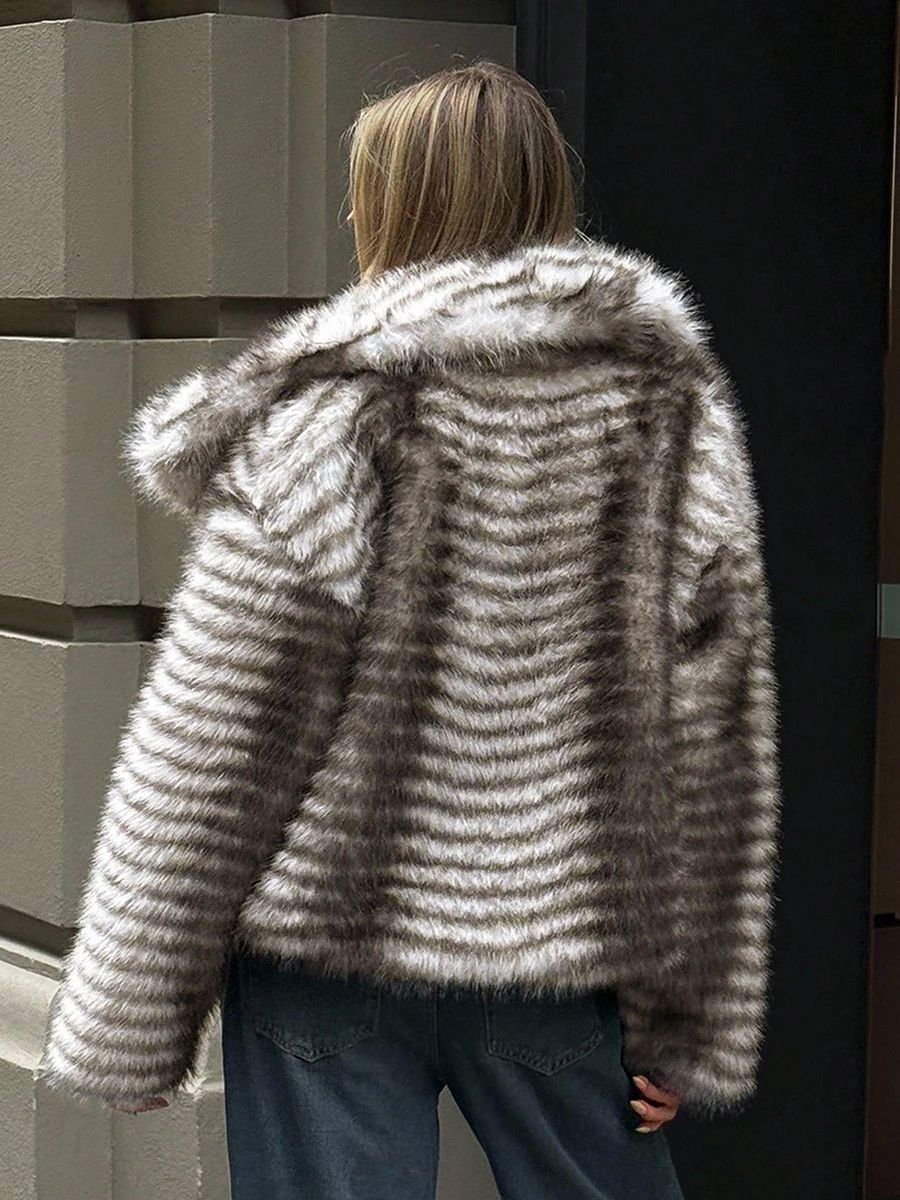 LIMO Women Striped Faux Fur Cropped Jacket Big Lapel Fluffy Short Coat