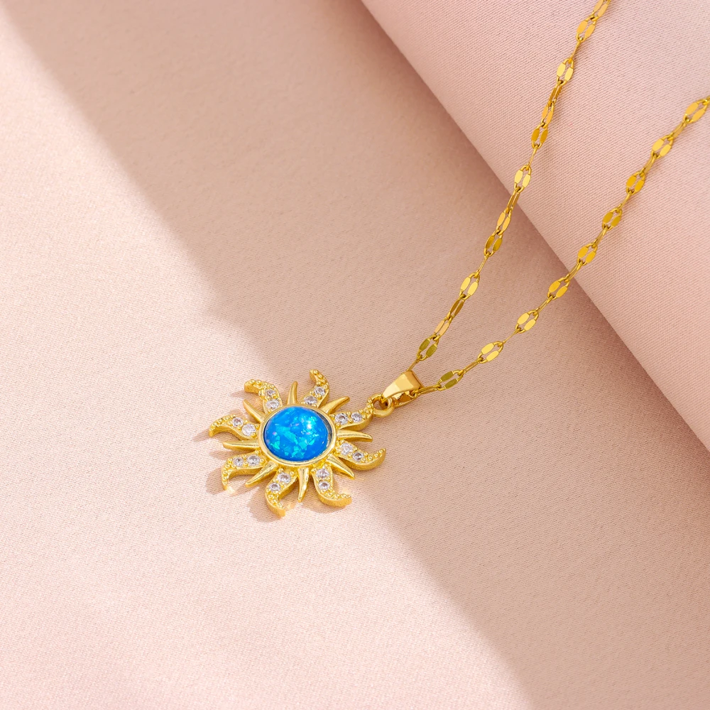 New In Sun Totem Pendant Stainless Steel Necklaces For Women Female Daily Wear 18K Gold Plated Clavicle Chain Jewelry Wholesale