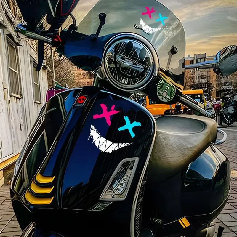 Adesivos para capacete de motocicleta, adesivos refletivos à prova d'água para rosto de sorriso, motocross, janela traseira automática, adesivos personalizados