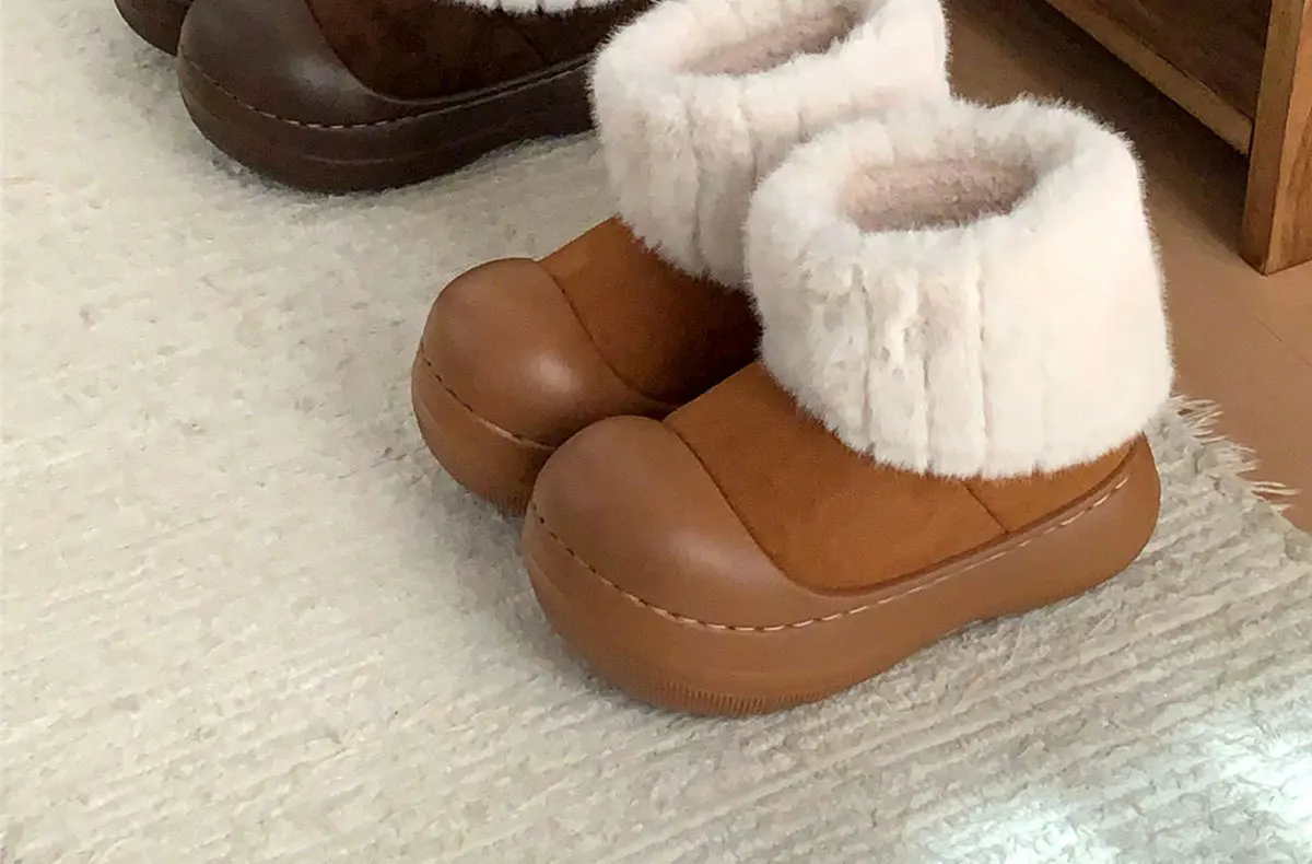 Neue Damen-Schneestiefel mit niedrigem Absatz, Markenschuhe, Winter-Knöchelstiefel zum Überziehen, warme Plüschschuhe für Damen, luxuriöse Damenmode, breite Stiefeletten – Detail 26
