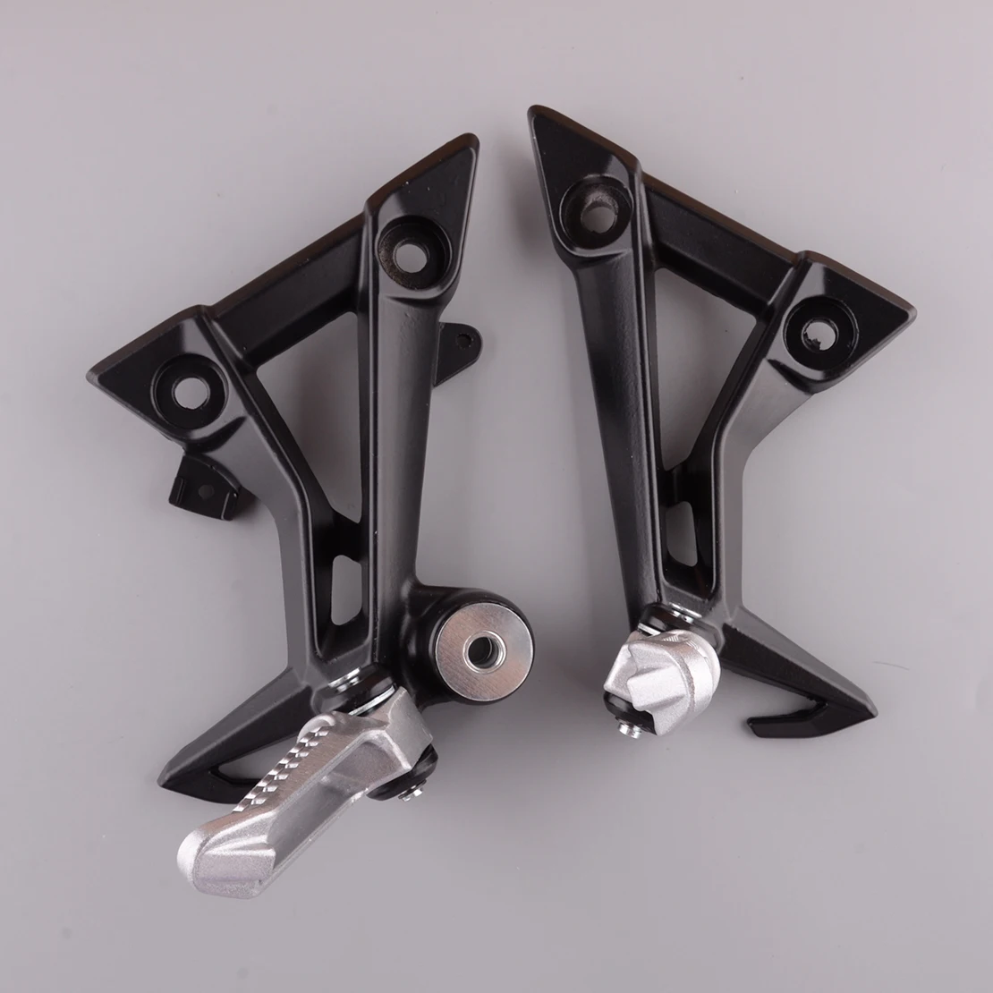 

1 Pair Universal Motorcycle Rear Left Right Refit Foot Peg Rest Pedal Pad Bracket Shift Lever Black Accessories
