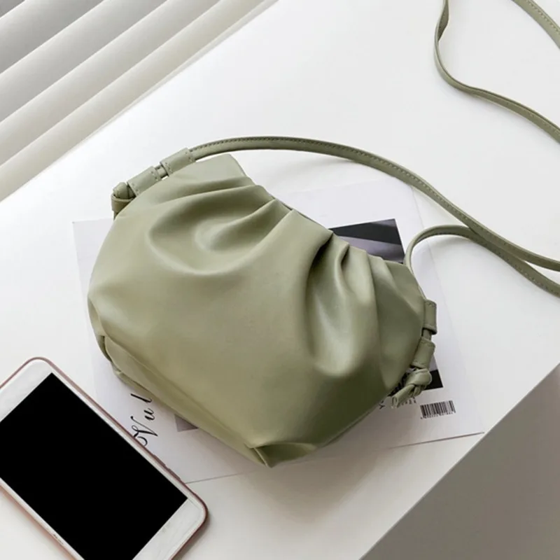 Fashion Women Shoulder Bag New Arrival Crossbody Bag Female Solid Color Pleated Design Ladies Bag Mini Zipper Cloud Bag For Girl