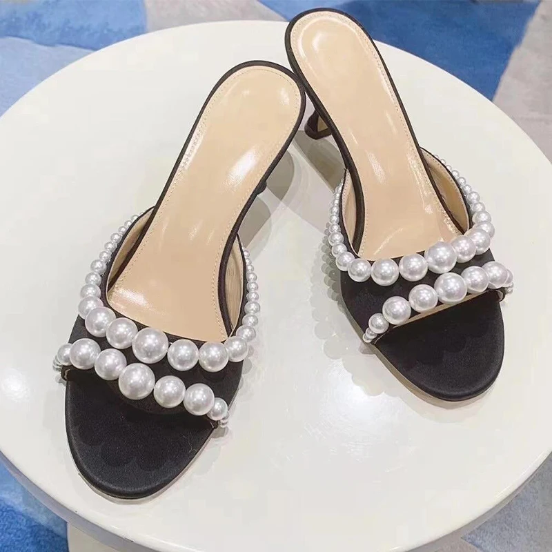 French Pearl Slippers Women's Summer New Black Versatile Open-toe Round Toe Strap Stiletto Sandals