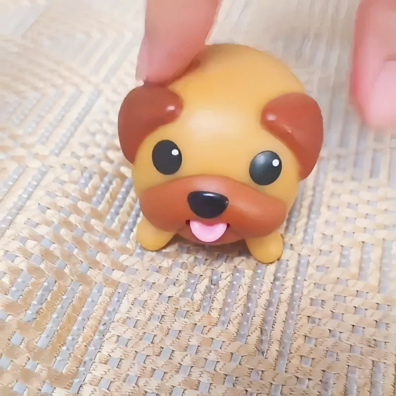 New Cute Dog Tongue Out Creative Stress Relief Cute Vinyl Toy Keychain Handbag Hanging Decorative Pendant for Young Adults