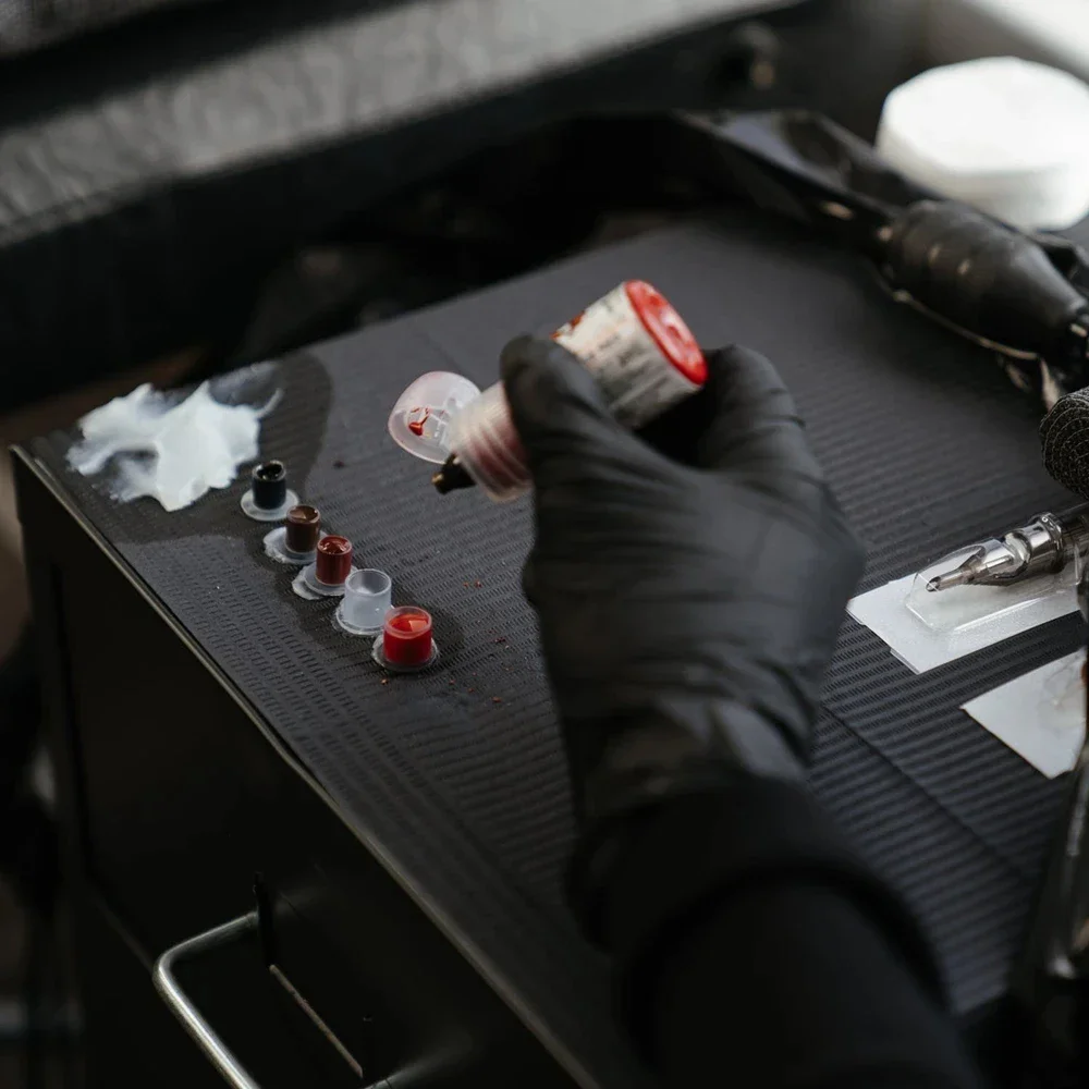 250/125/50/10 قطعة المرايل الأسنان القابل للتصرف الوشم غطاء الطاولة وسادة نظيفة المريض الأسنان منديل مقاوم للماء الوشم المرايل اكسسوارات #4