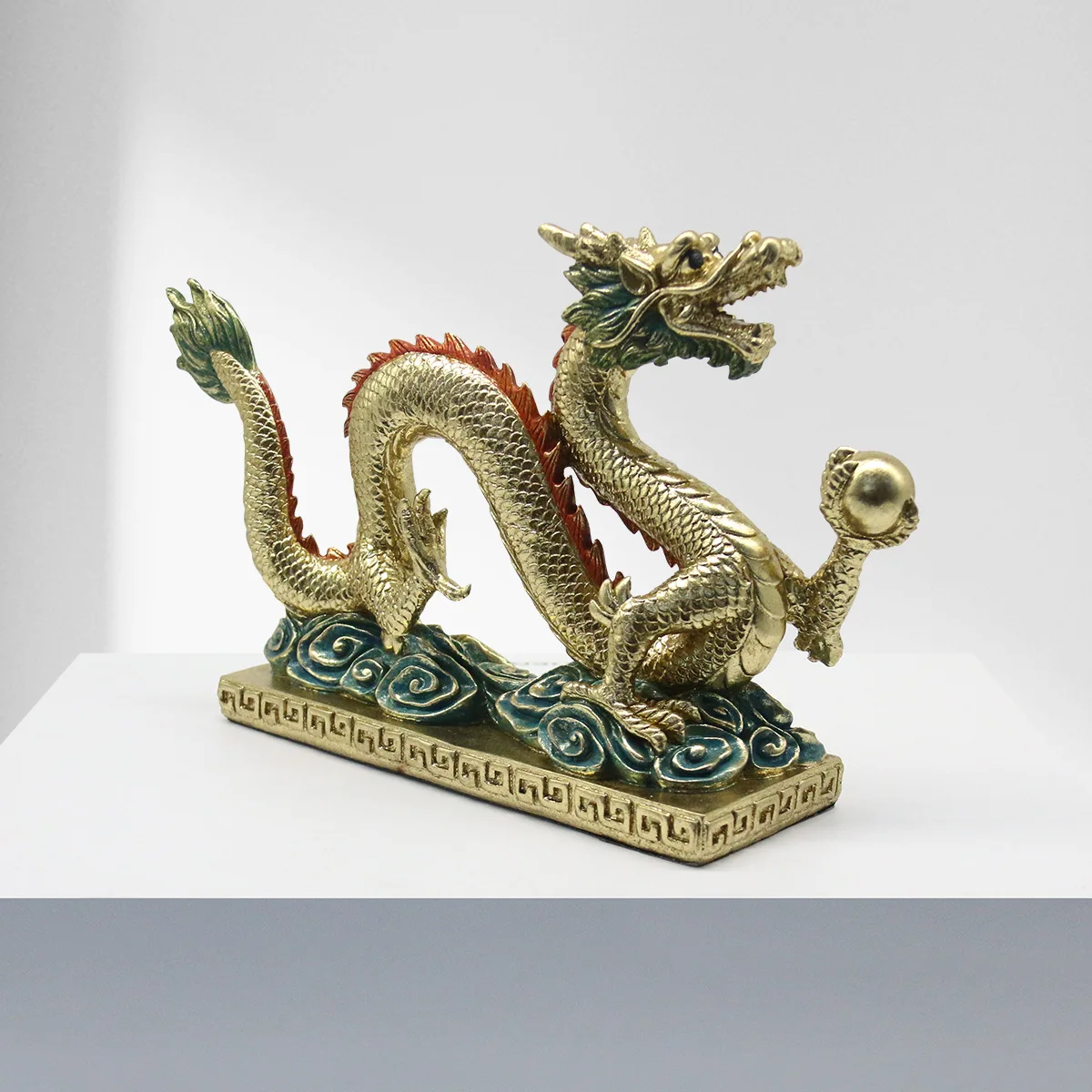Resin Handicraft Chinese Dragon Artificial Animal Sculpture Retro Chinese Sculpture Zodiac Home Decoration Accessories