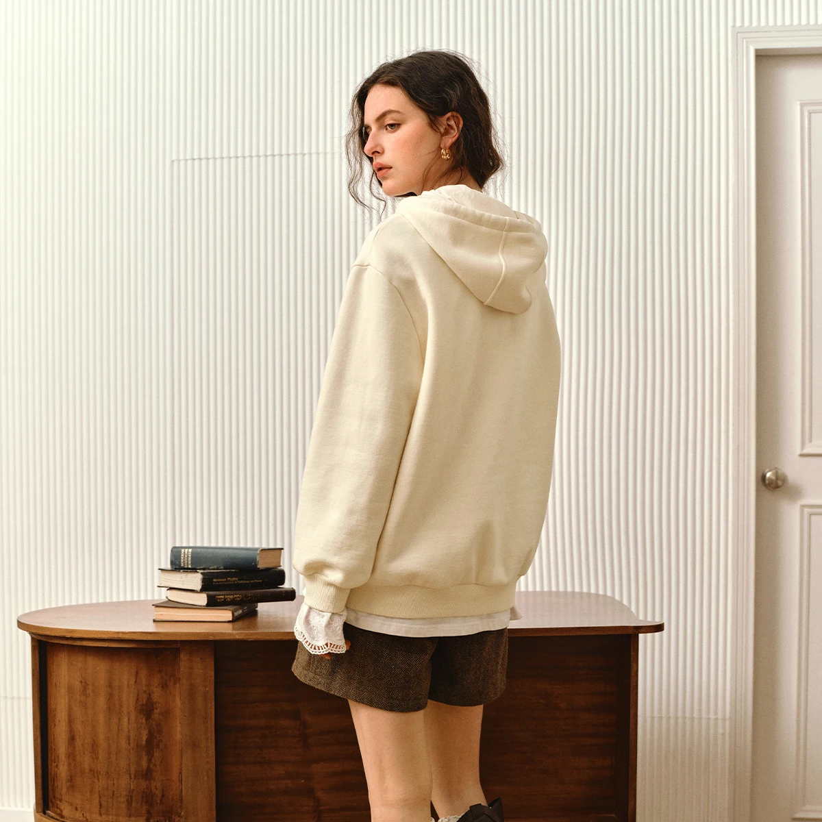 OLrain Women's Casual Hooded Sweatshirts 2025 Autumn New in Long Sleeve Loose Fun Print Tops Knitted Female Pullover O57QR001101