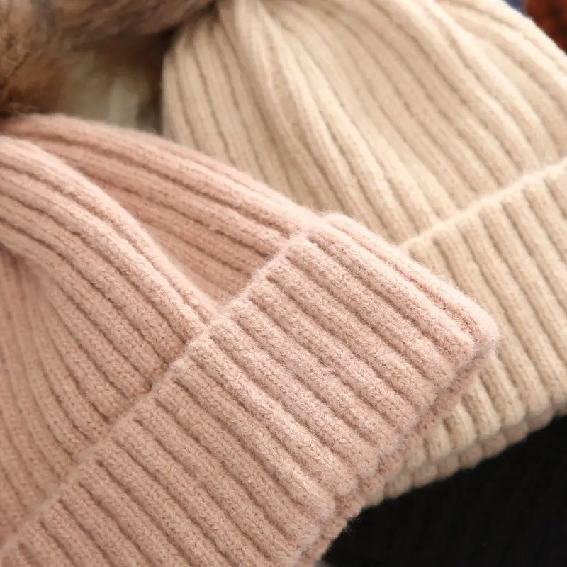 Fashion Women Winter Warm Hat High Quality Women\'s Winter Outdoor Warm Knitted Hats Winter Warm Pullover Hat Cold Resistant Hat